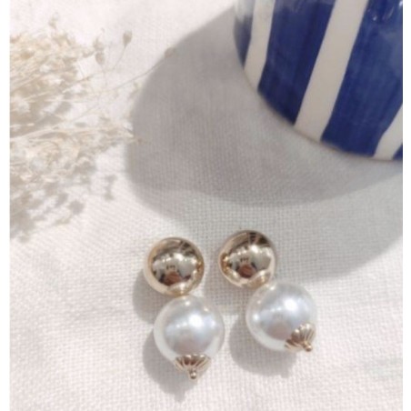 Boucles d'Oreilles Milë Mila Perle Blanche et Perle Boule Dorée MILË MILA