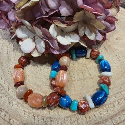 Bracelet Elastiqué orné de Perles en Résine Rondes et Ovales Colorées BOHM