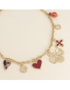 Collier à Breloques Trèfles et Coeurs, Résine Léopard, Email Rouge, Céramique, sur Chaîne en Acier Doré BOHM