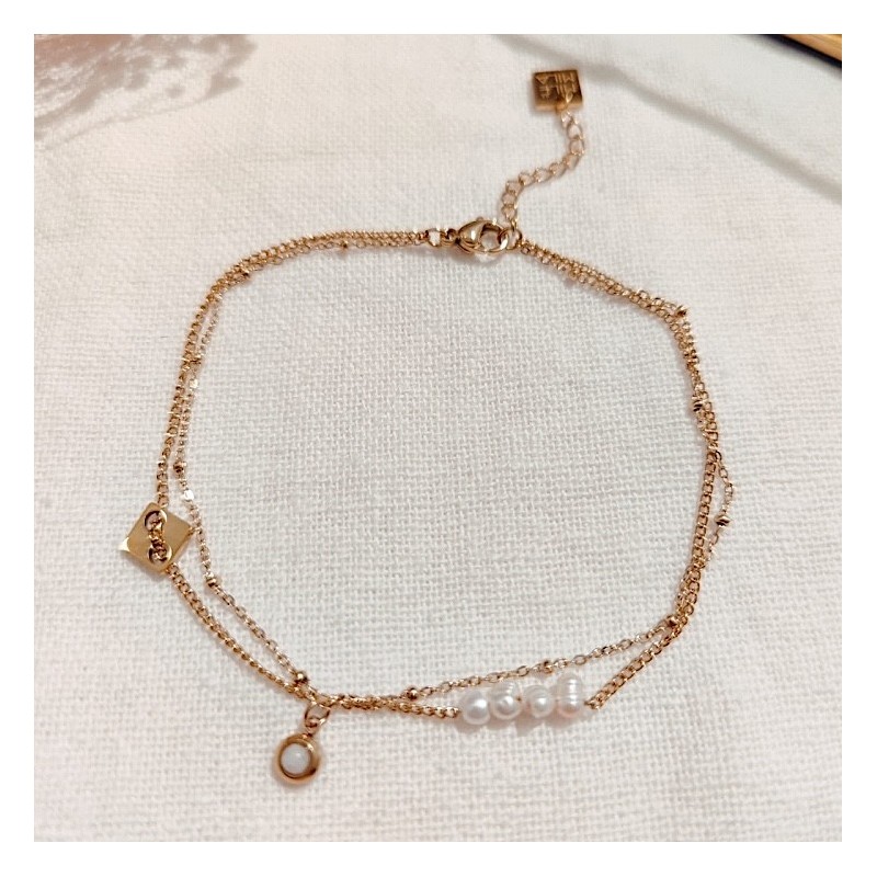 Chevillère Chaîne de Cheville Deux Rangs en Acier Doré, et Perles d'Eau Douce MILË MILA