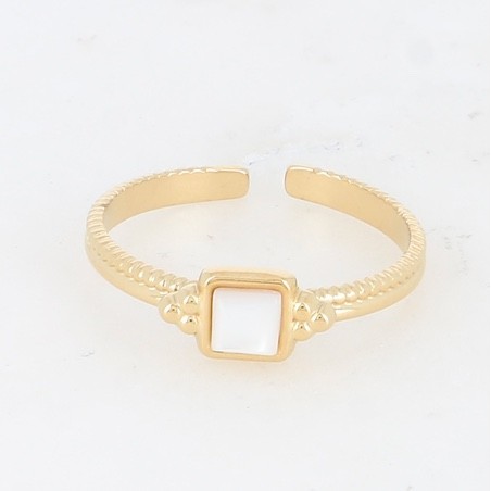 Bague Fine en Acier Doré et Petite Nacre Carrée Réglable BOHM