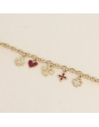 Bracelet à Breloques Trèfles et Coeurs et Email Rouge sur Chaîne en Acier Doré BOHM