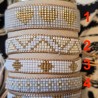 Bracelet Tissé Style Boho, Coulissant Blanc, Beige, et Doré MILË MILA