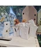 Ensemble de Quatre Mini Vases de forme Originale Les Petits Bonheurs Raeder Design en Porcelaine Blanche
