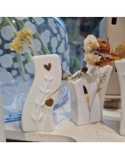 Ensemble de Quatre Mini Vases de forme Originale Les Petits Bonheurs Raeder Design en Porcelaine Blanche