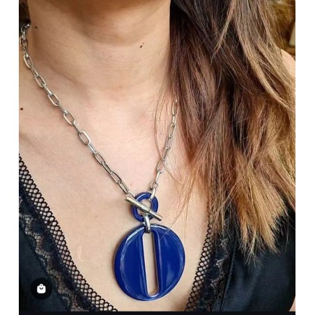 Collier Bianca 40cm Métal Argenté et Résine Bleu Marine ATELIER BLOW BIJOUX
