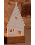 Façade de Maison Type Pain d'Epice Photophore sur Socle Bois Räder Design